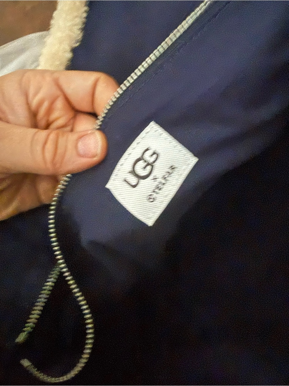Telfar x UGG Large Shopper Navy Shearling-Trim Tote Bag - Picture 6 of 7